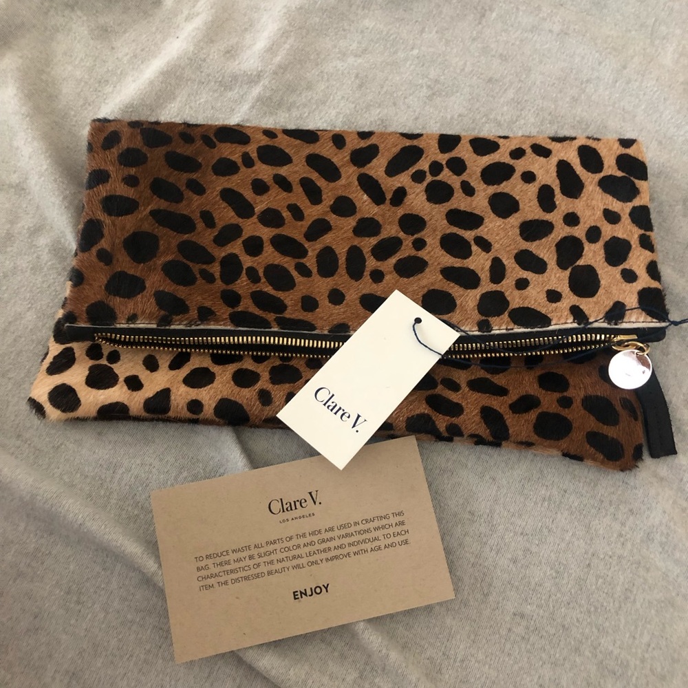 Brand New! Leopard fold over clutch 💛🐆